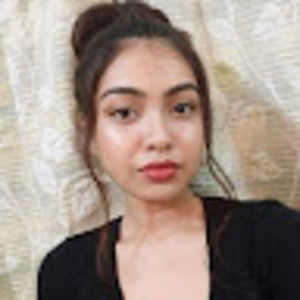 Meet your Posher, Nadia natalia